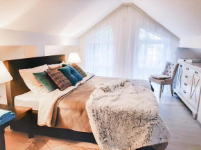 Design Maisonette-bis 7 Pers-Vollwertige Küche-Parkplatz-WiFi-Garten-Terrasse